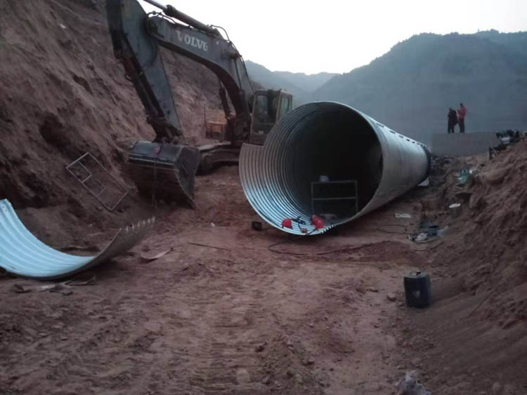 波紋涵管.jpg 波紋涵管.jpg